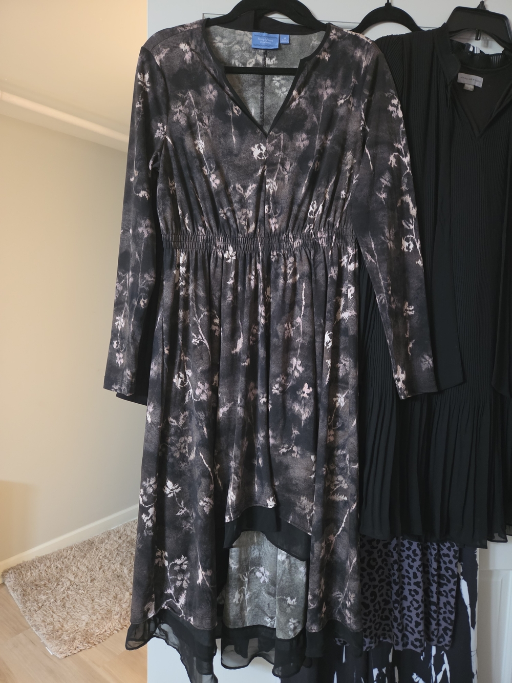 Simply Vera Vera Wang Black and Gray Floral High-Low Dress